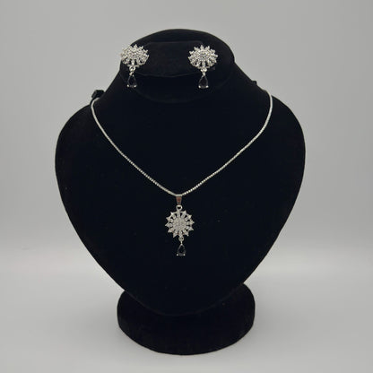 Silver-Plated Sunburst Locket Set –JSB-LOCKET-006
